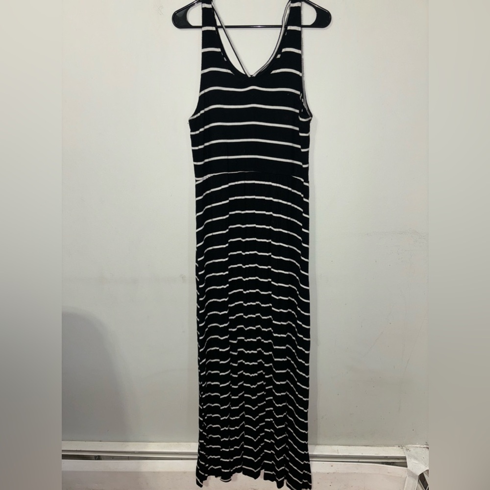 Women’s Black & White Stripped Maxi Dress